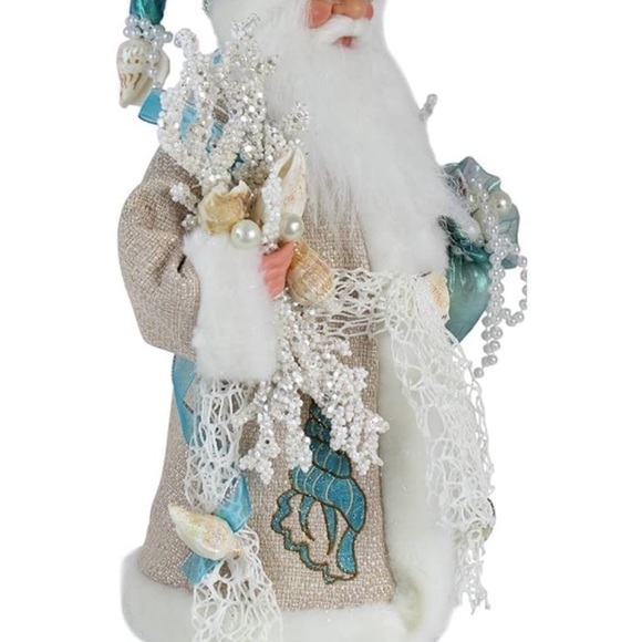 Windy Hill Collection ‘Coastal Christmas Santa’ - Picture 4 of 8